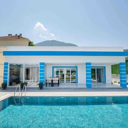 Star Blue Villa