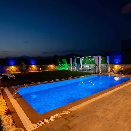 Star Blue Villa
